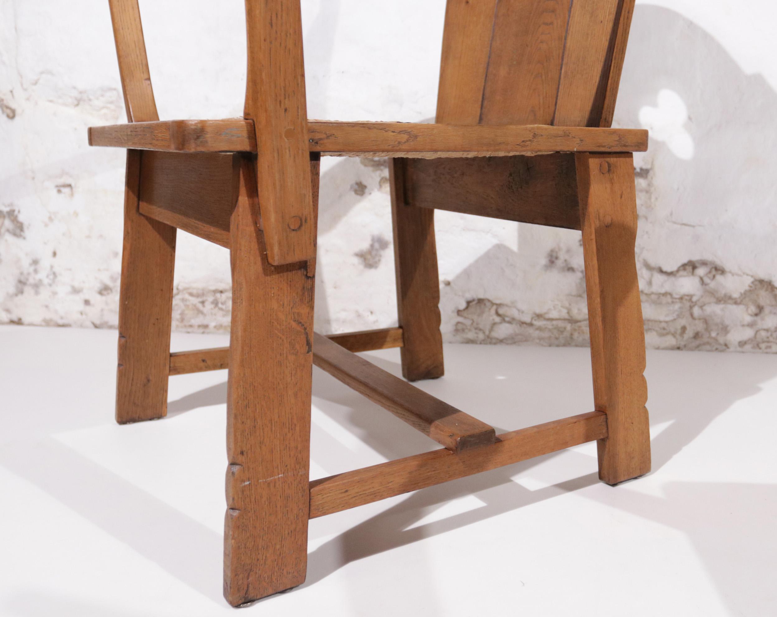Paire de fauteuils de salon néerlandais de style brutaliste en chêne et jonc ressemblant à des trônes en vente 4