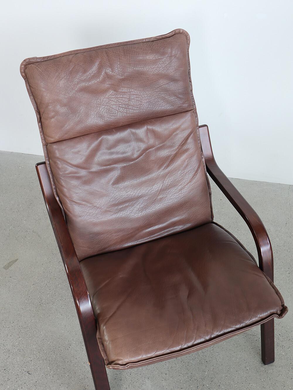 Stouby Bentwood Lounge Chair with ottoman For Sale 2