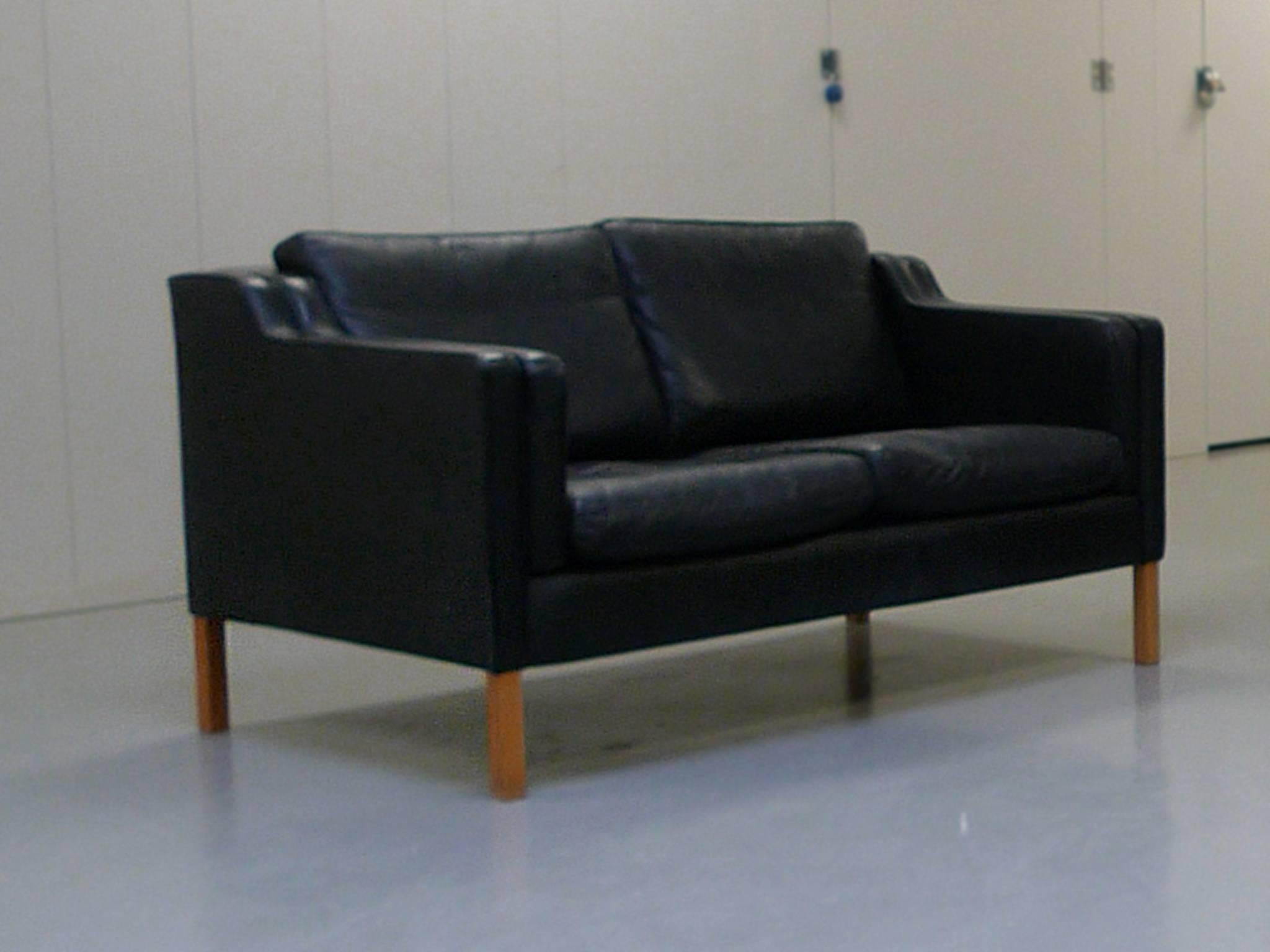 Stouby Black Leather Settees in the Style of Børge Mogensen, Set of Three In Good Condition In New York, NY