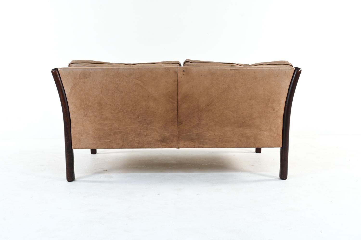 Stouby Danish Modern Leather Sofa & Loveseat 10