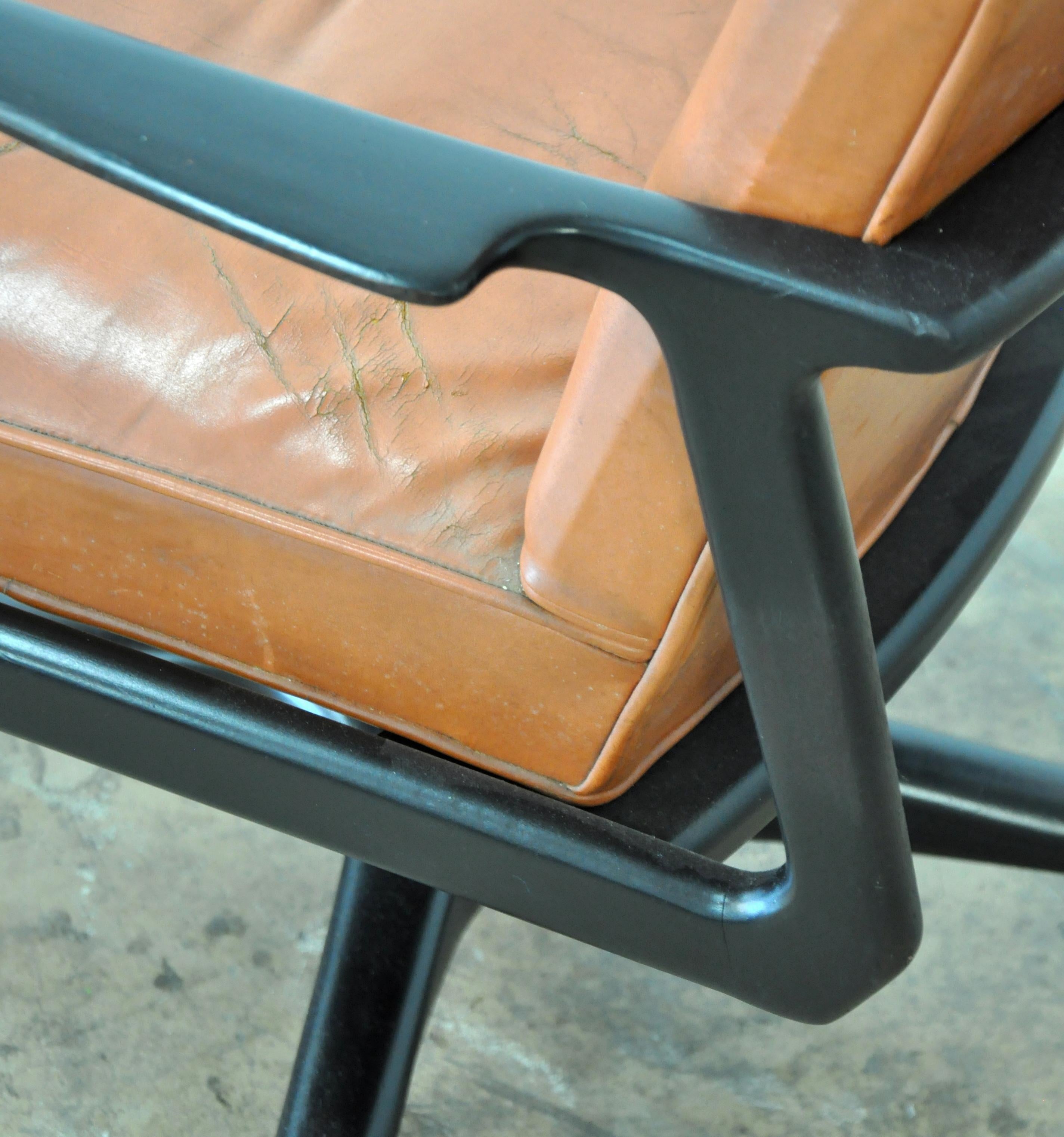 Stow and Davis Ebonized Walnut and Leather Desk Chair 4