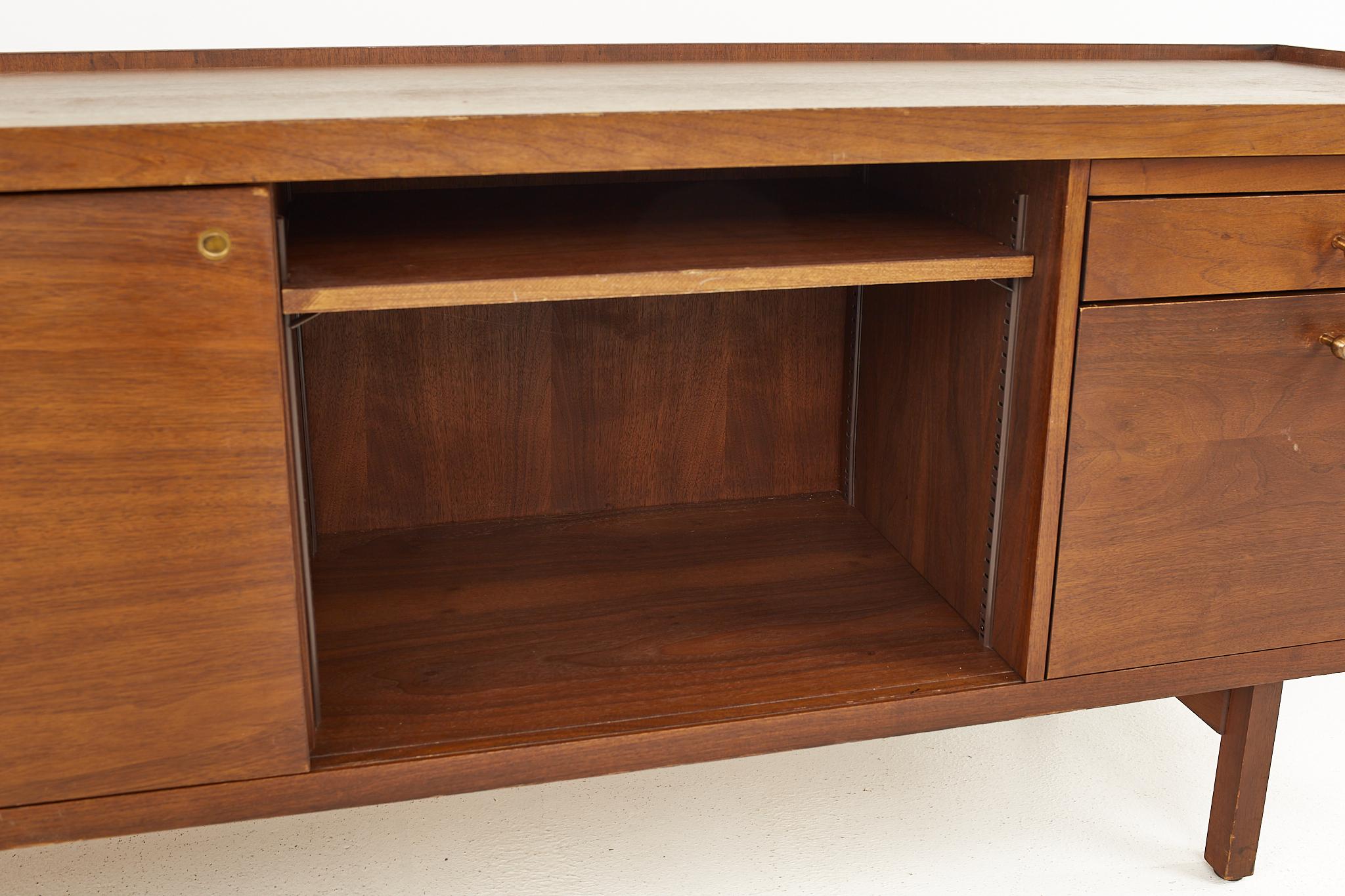American Stow and Davis Mid-Century Walnut and Brass Sideboard Credenza