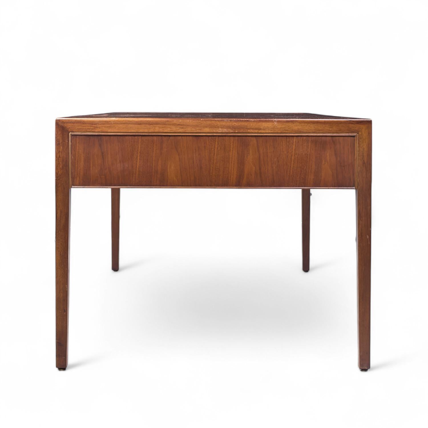 Stow Davis Mid Century Burlwood and Walnut Executive Desk In Good Condition For Sale In Countryside, IL