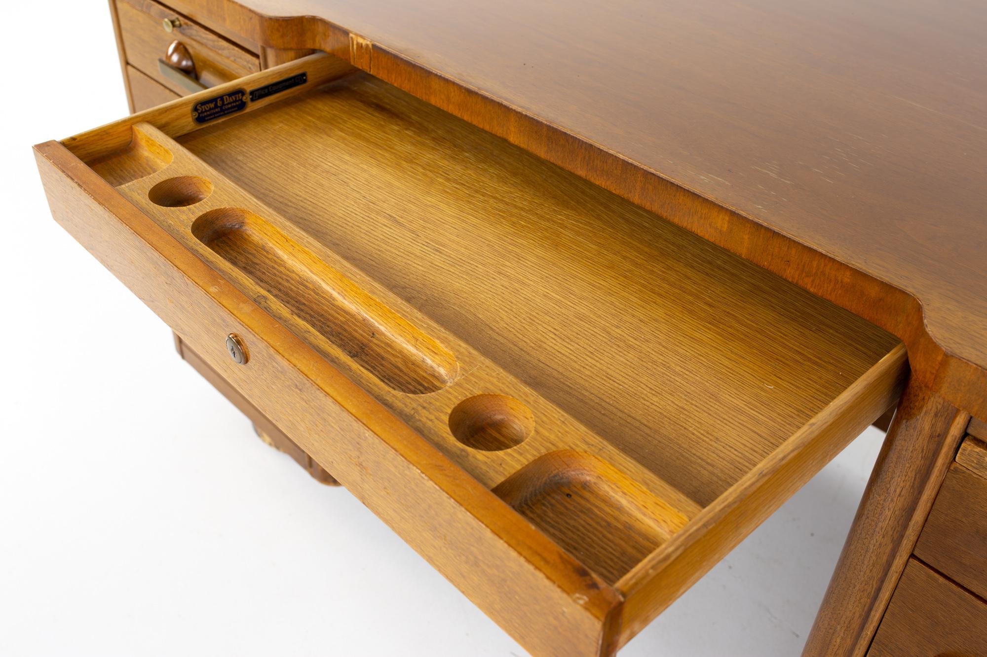 Stow Davis Mid Century Walnut and Brass Executive Desk 12