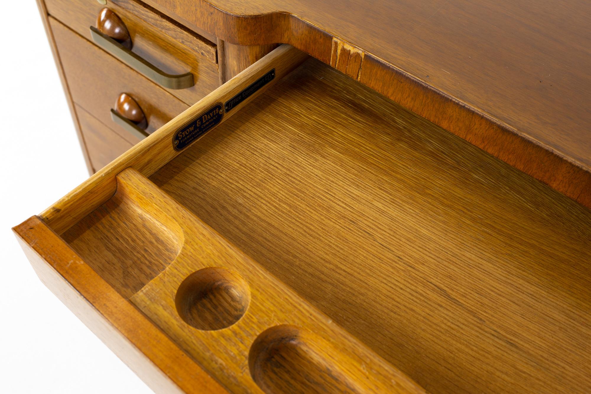 Stow Davis Mid Century Walnut and Brass Executive Desk 13