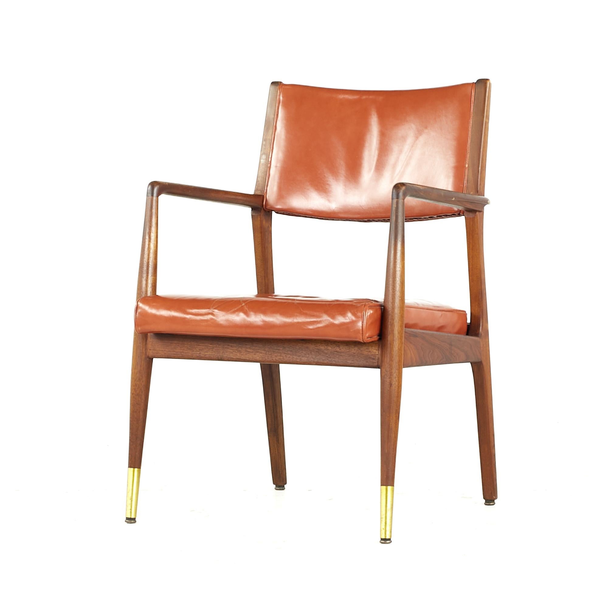 Mid-Century Modern Stow Davis Midcentury Walnut and Brass Lounge Chair For Sale