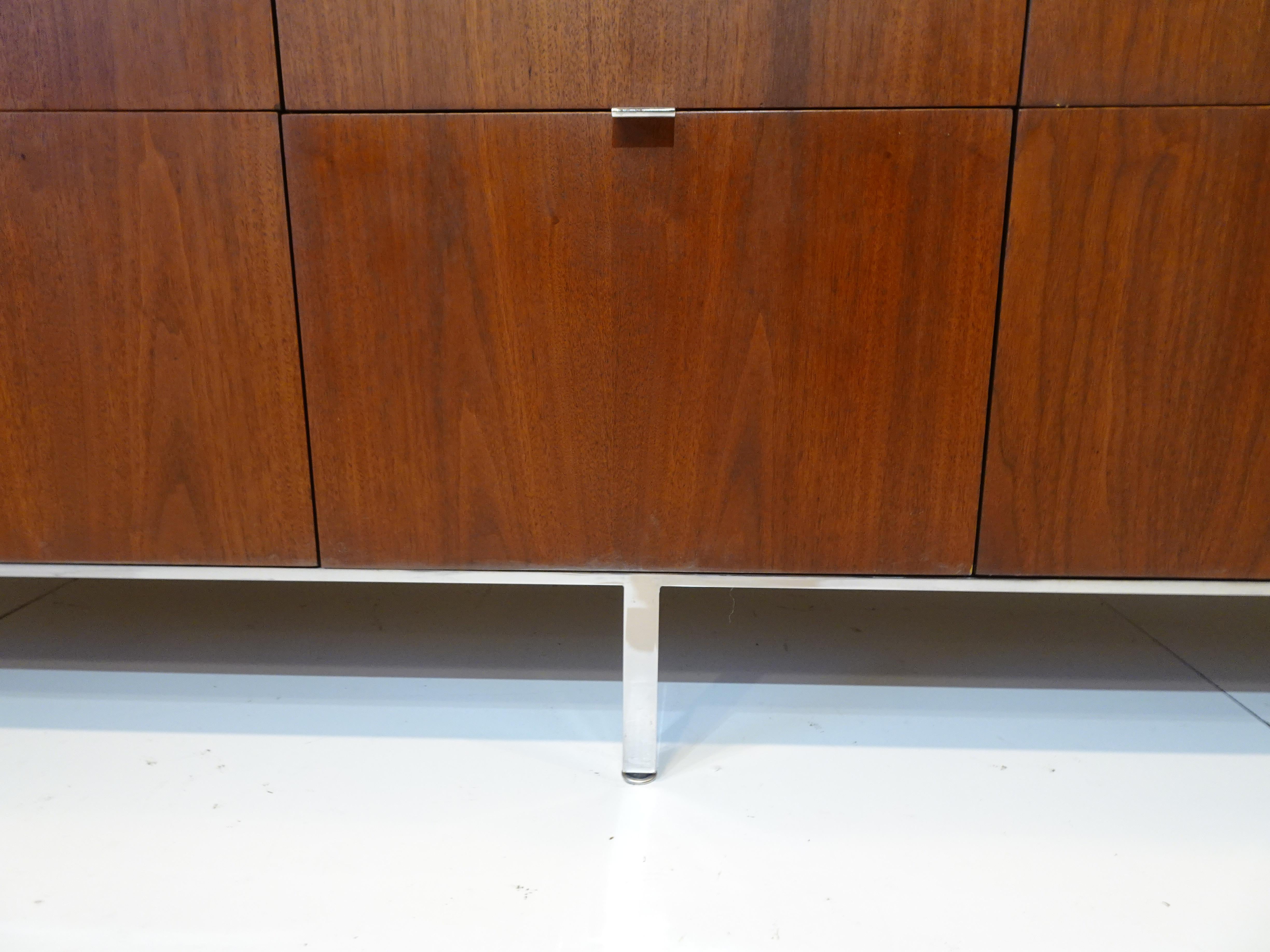 Stow Davis Walnut Credenza in the Style of Knoll 4