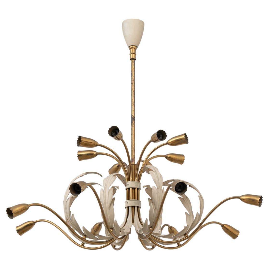 Strada Milano Large 16 Lights Italian Brass Midcentury Chandelier, Late 1940s For Sale