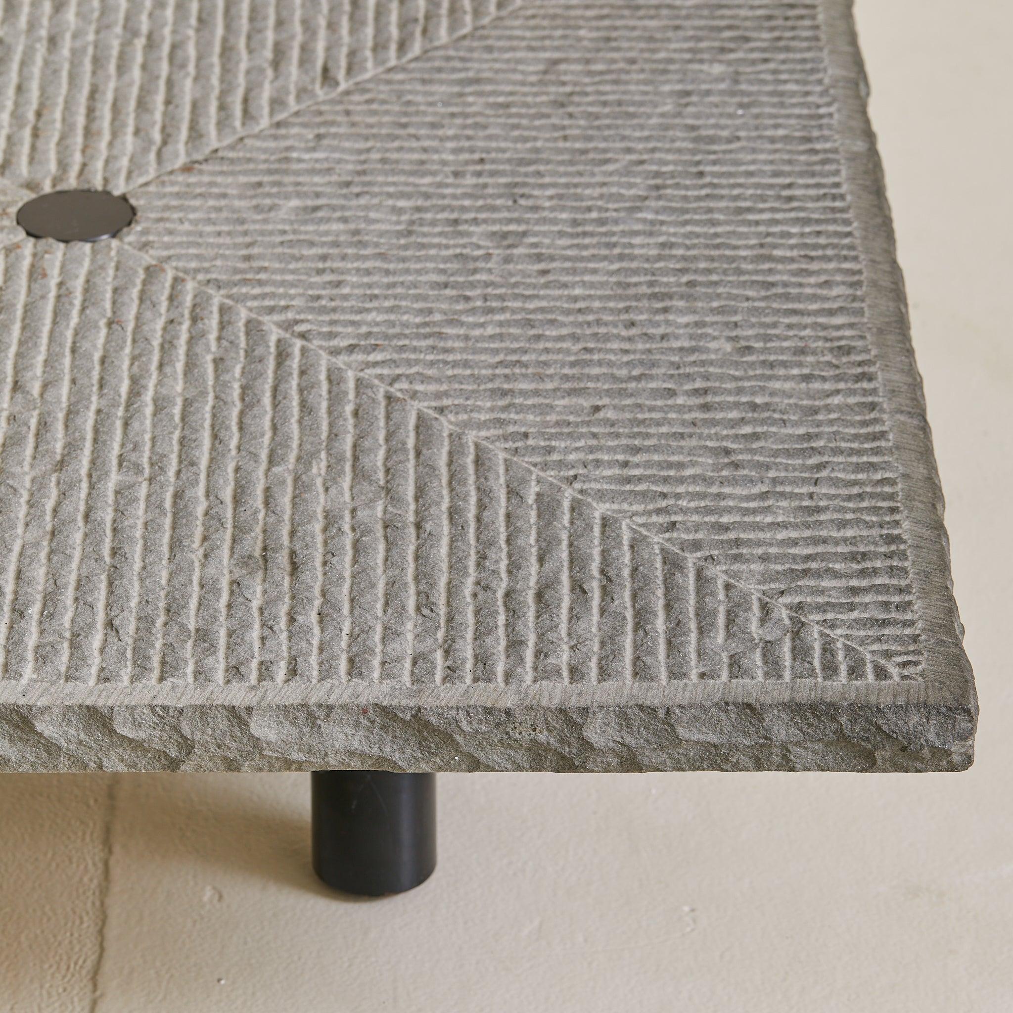 Fin du 20e siècle ‘Strada’ Stone Coffee Table by Giulio Lazzotti for Mageia, 1981 en vente