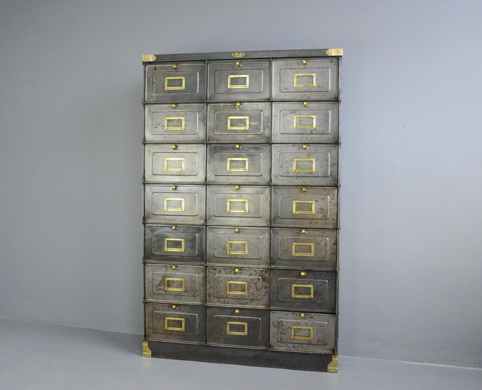 Early 20th Century Strafor Clapets Industrial Cabinet, circa 1920s