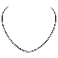 Straight Line Rivie re Diamond Necklace 6.00 Carat in White Gold