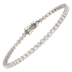 Bracelet tennis droit en or blanc 18 carats serti de diamants pour elle