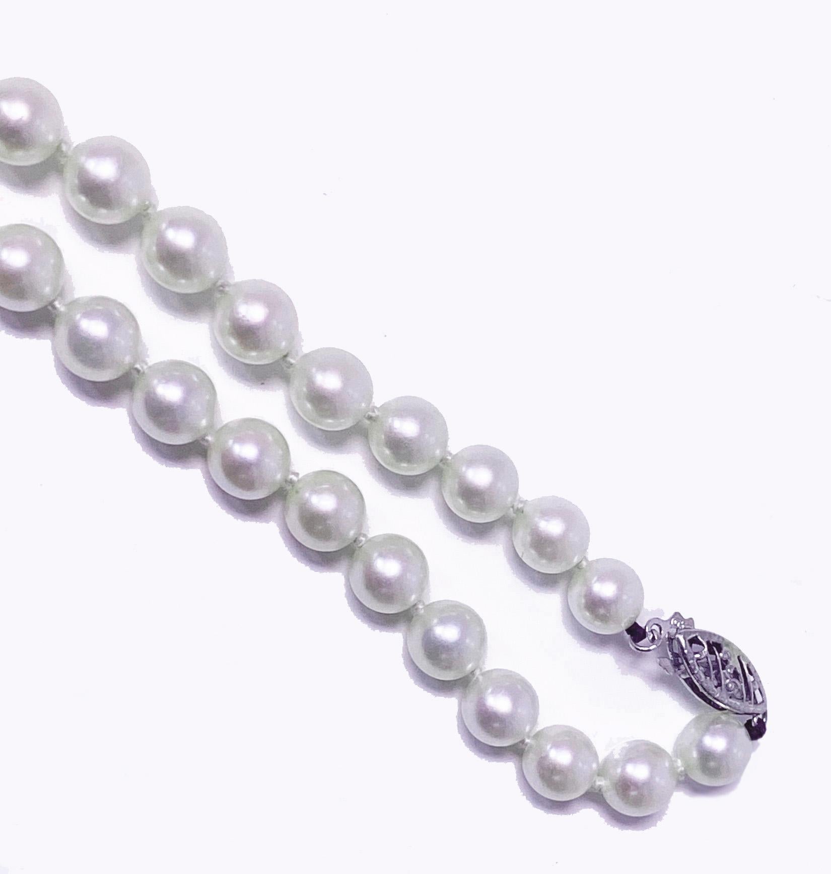 Bead Strand of Cultured Fresh Water Pearl Necklace 22 Inches