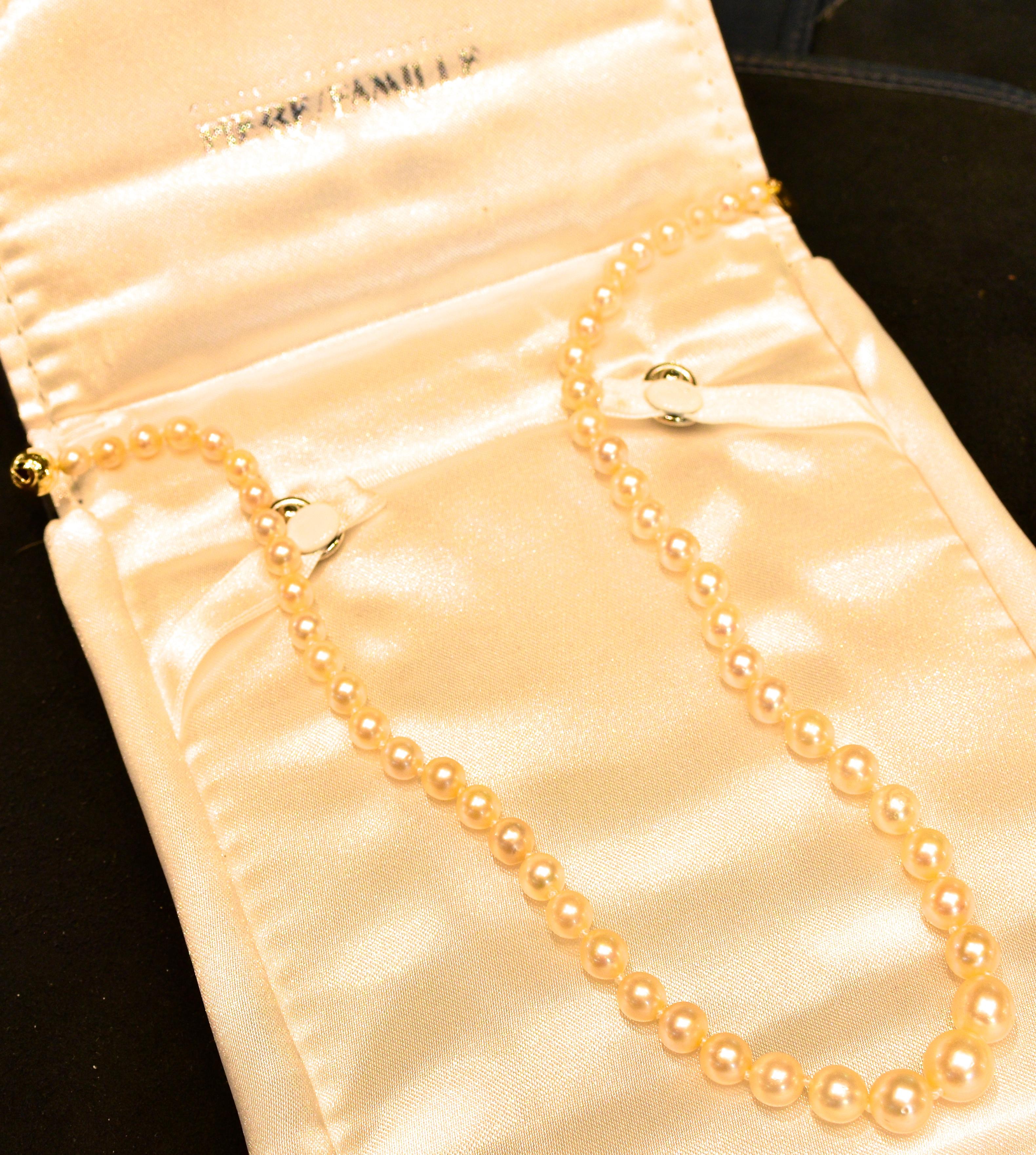 Strand of Fine Cultured Akoya Pearls with a Gold Clasp In Excellent Condition In Aspen, CO