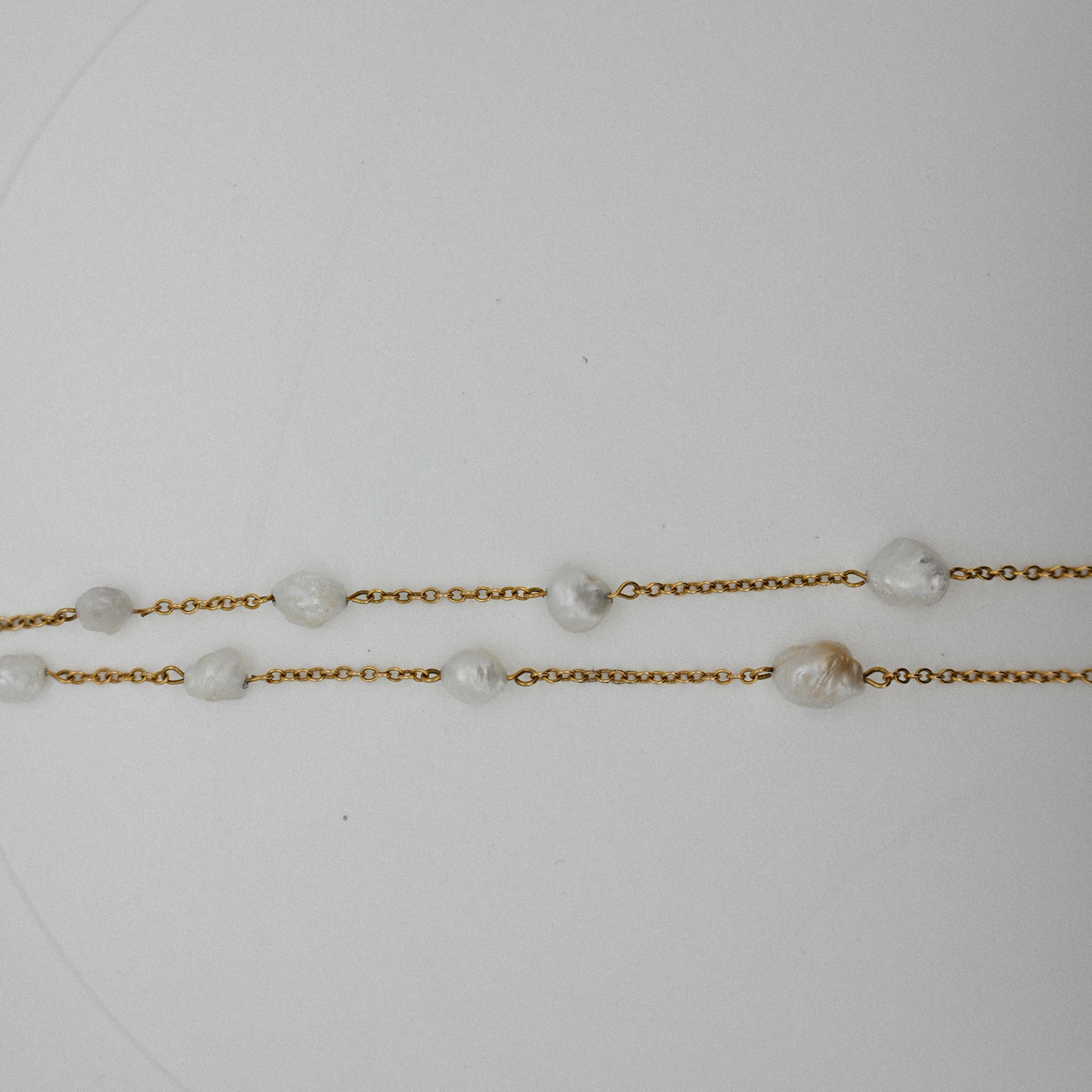 Brin de neuf perles d'eau salée naturelles - Certifiées GIA et non traitées en vente 2