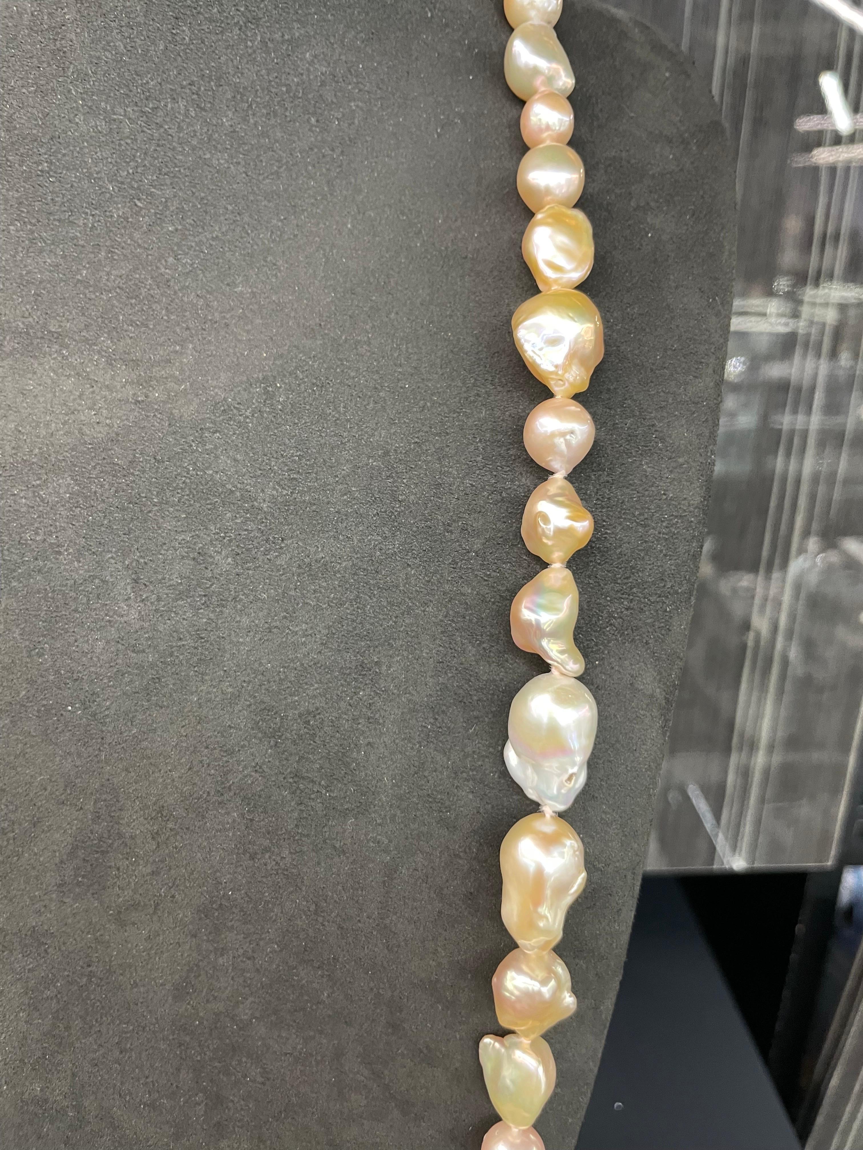 how much do pink pearls sell for