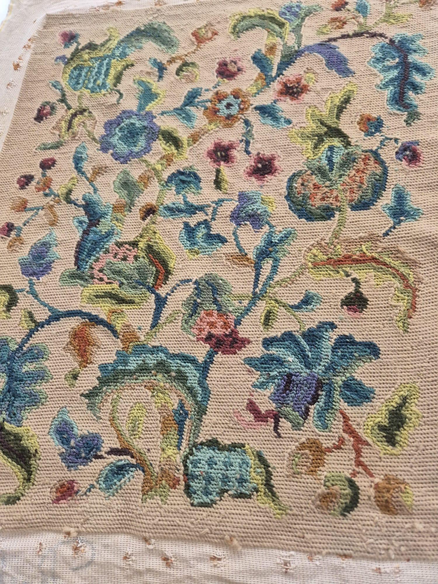 Straordinario Pouf Queen Anne, primi del '900 in vendita 7