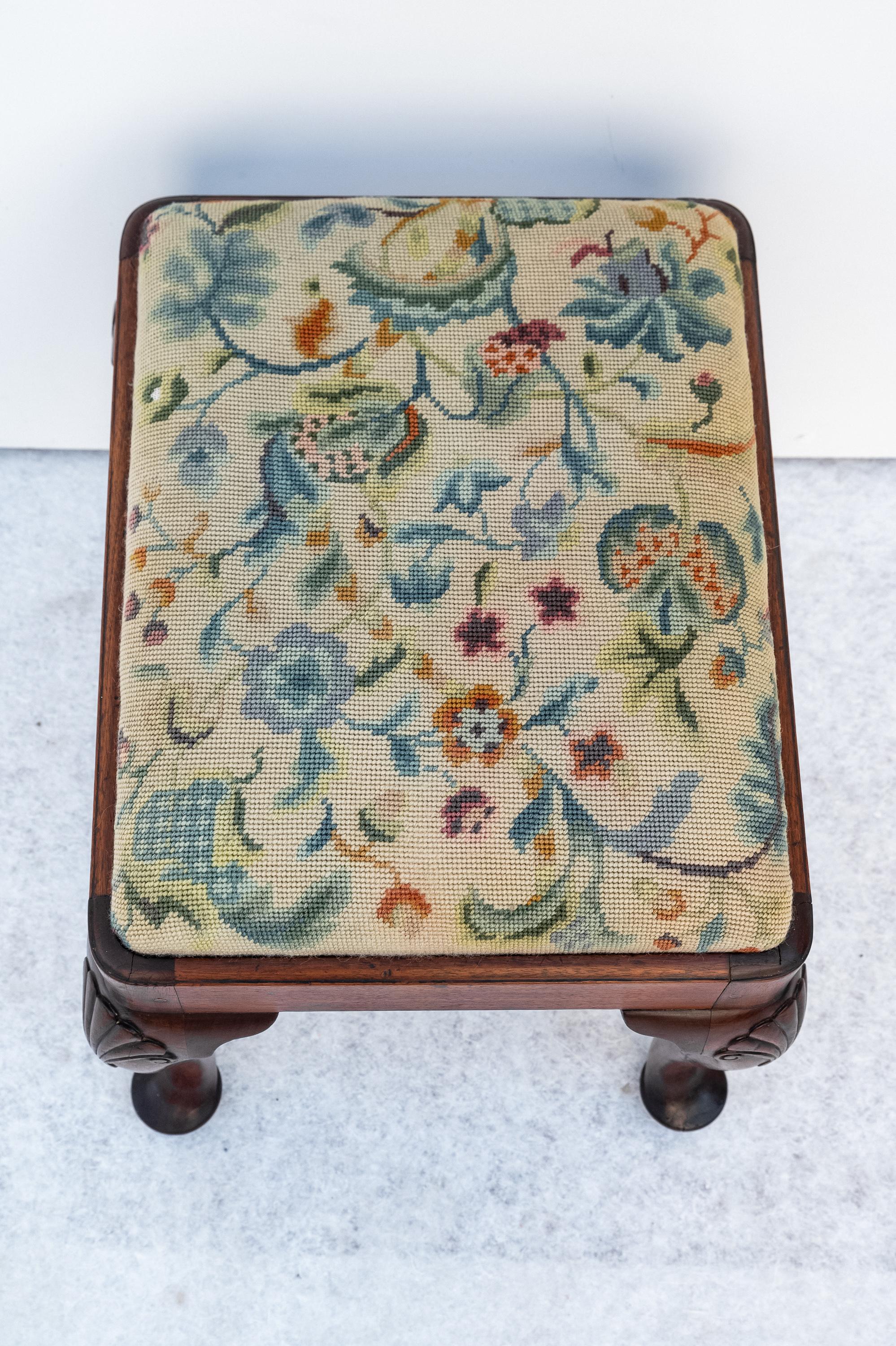 Edoardiano Straordinario Pouf Queen Anne, primi del '900 in vendita