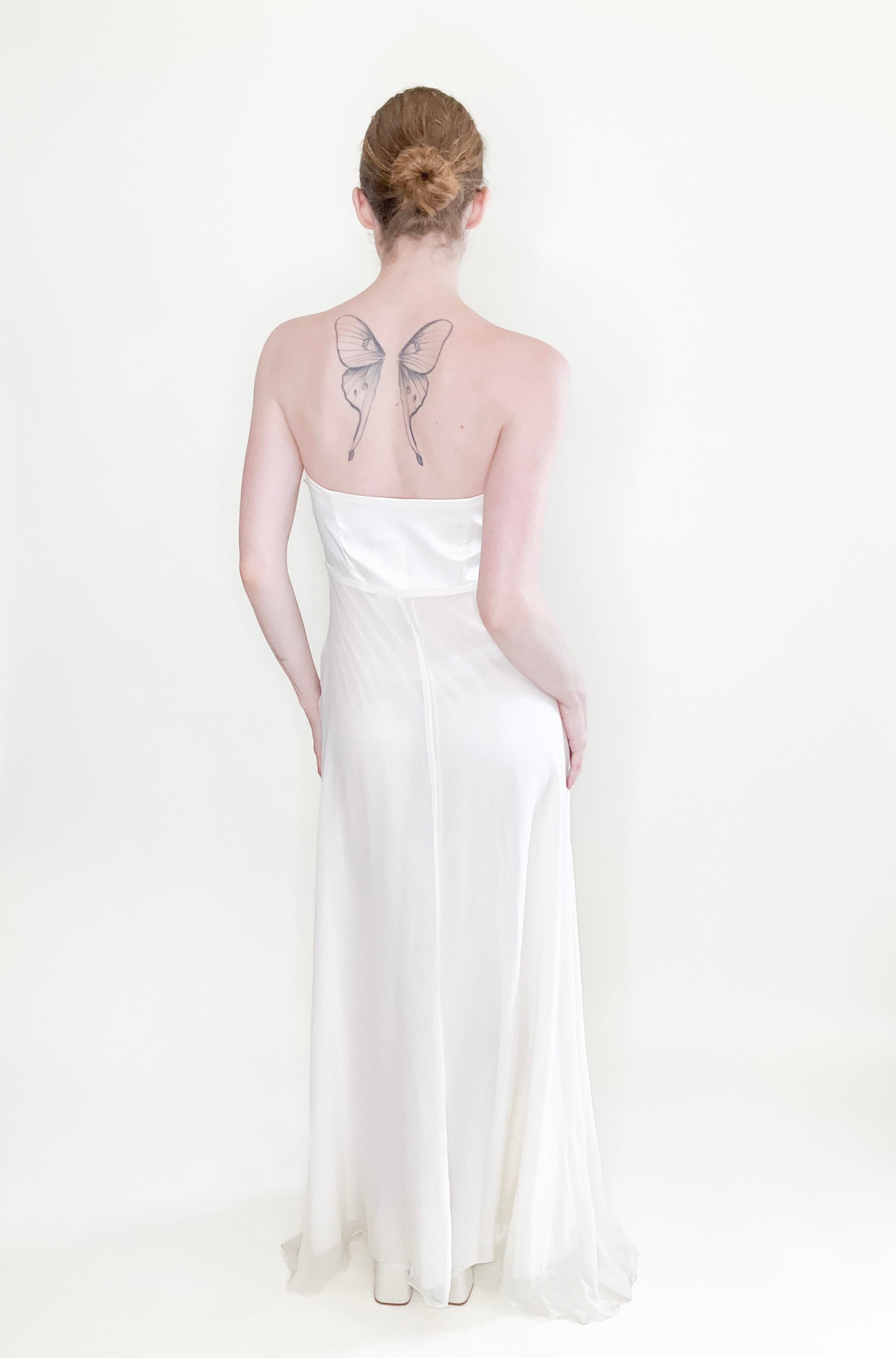 Vestido de seda marfil con top floral sin tirantes en venta 1