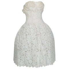 Strapless Ivory Guipure Lace Corseted Robe Française Wedding Dress - XS, 1950s