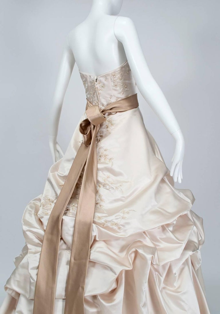 Oleg Cassini Strapless Swarovski Crystal Chapel Train Wedding Gown, 2000s  at 1stDibs | oleg cassini crystal train, oleg cassini wedding dresses,  sharon stone casino wedding dress
