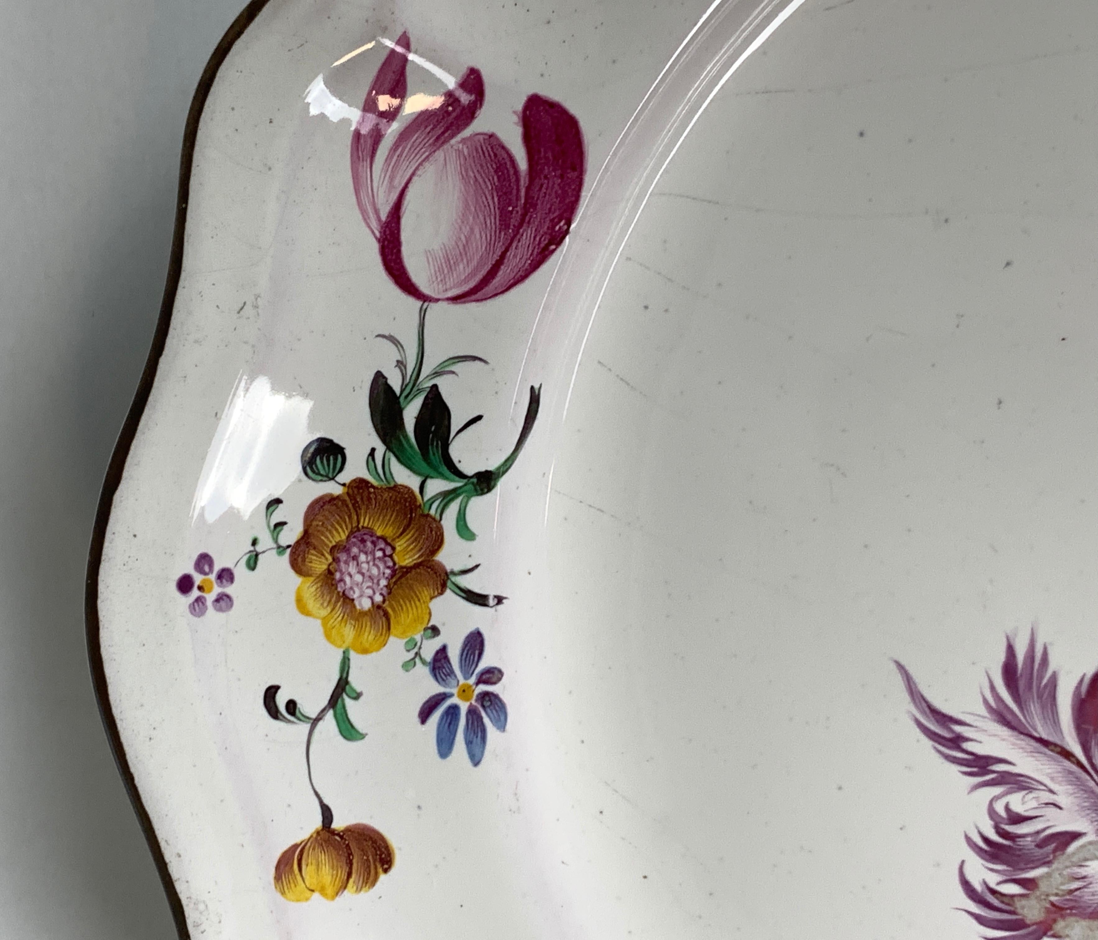 Strasbourg Faience Dish Made by Paul Hannong, circa 1755 In Excellent Condition In Katonah, NY