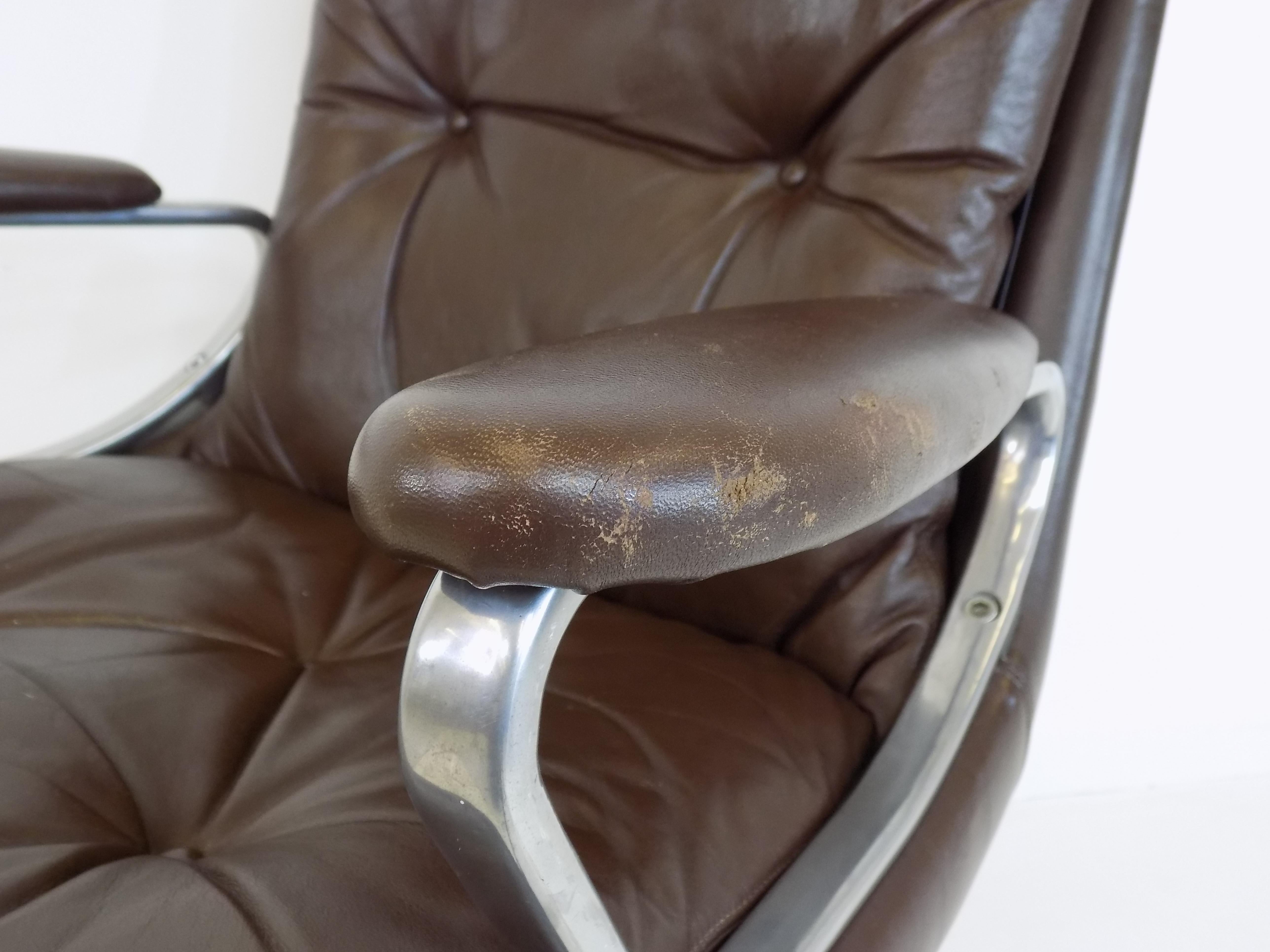 Strässle Gentilina Leather Office Chair by Andre Vandenbeuck For Sale 8