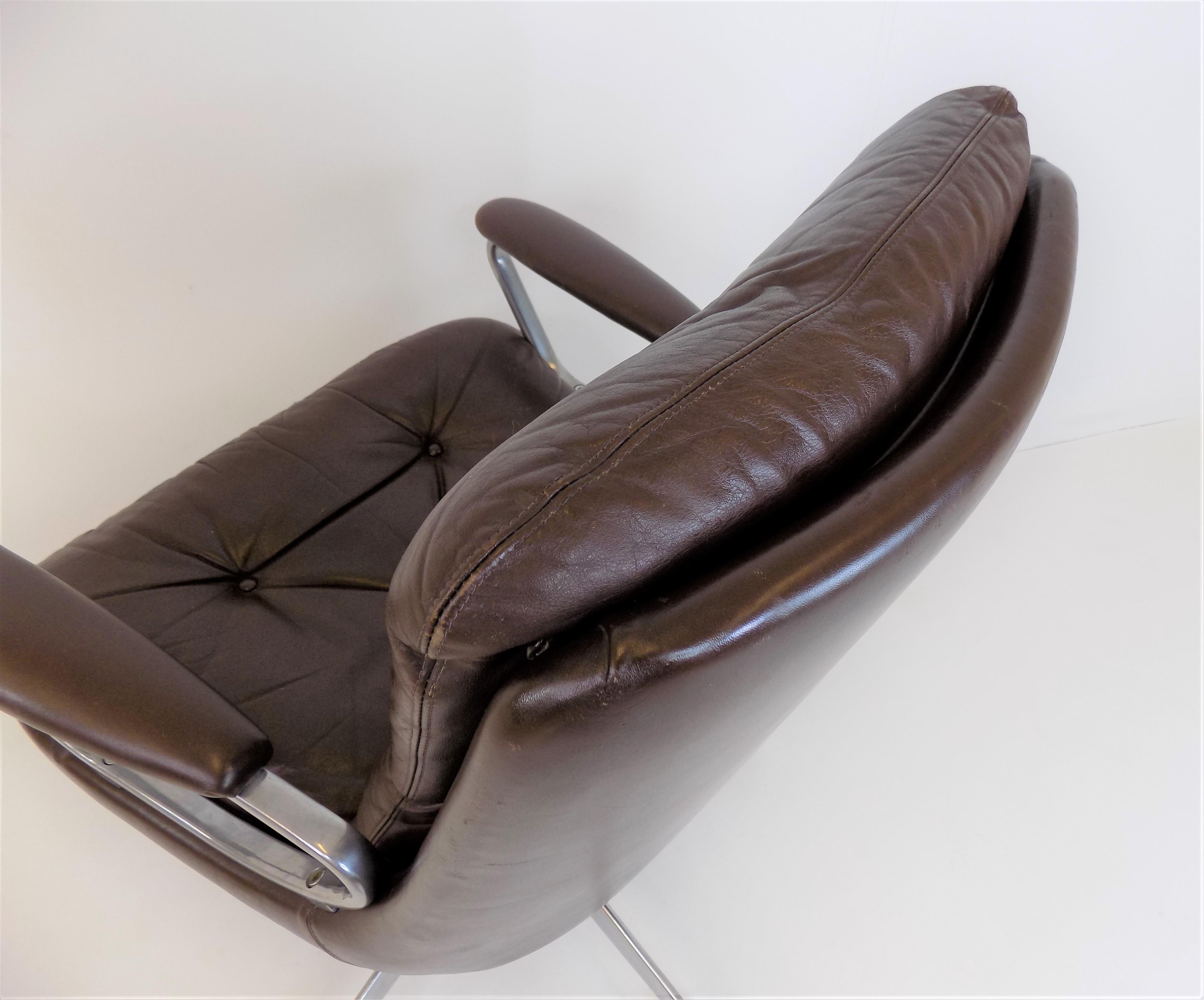 Chaise de bureau en cuir Strässle Gentilina par Andre Vandenbeuck en vente 9