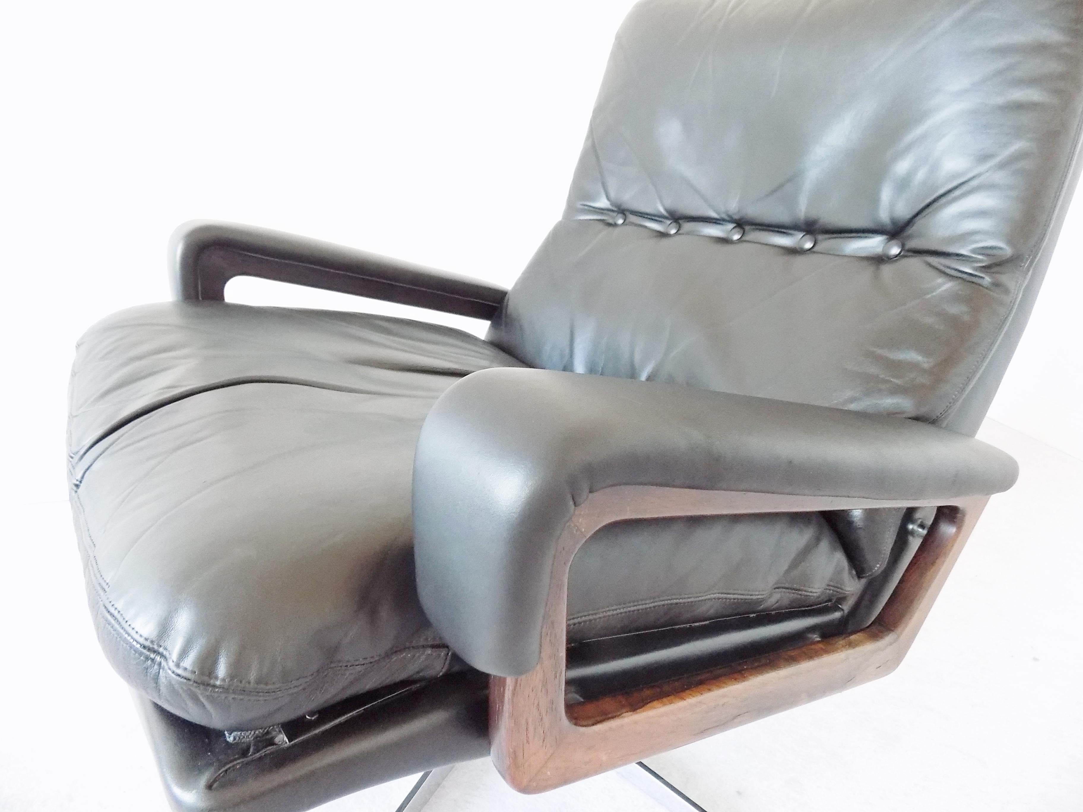 Leather Strässle King Chair by Andre Vandenbeuck