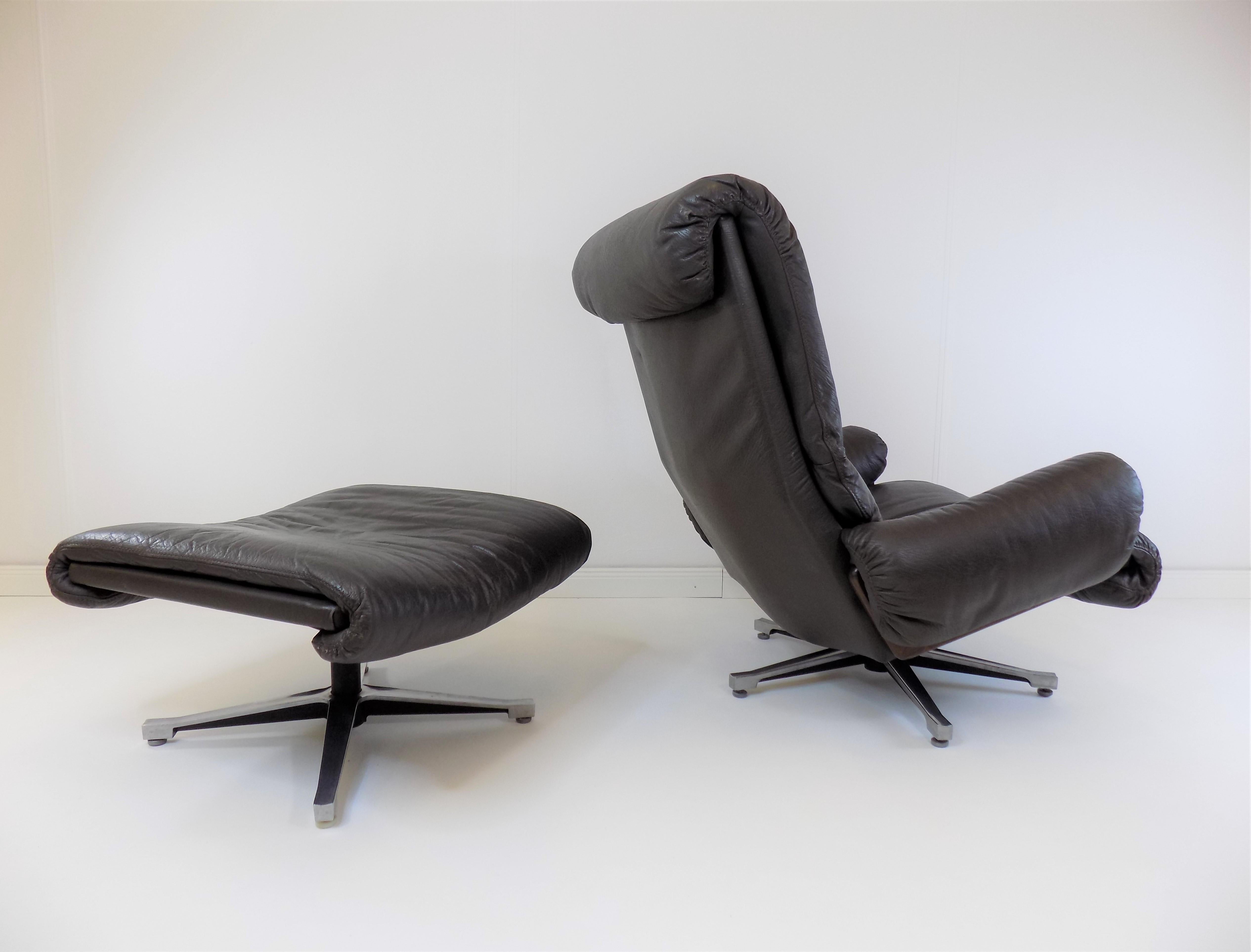 Mid-Century Modern Strässle King Chair Special Edition with Ottoman by Andre Vandenbeuck