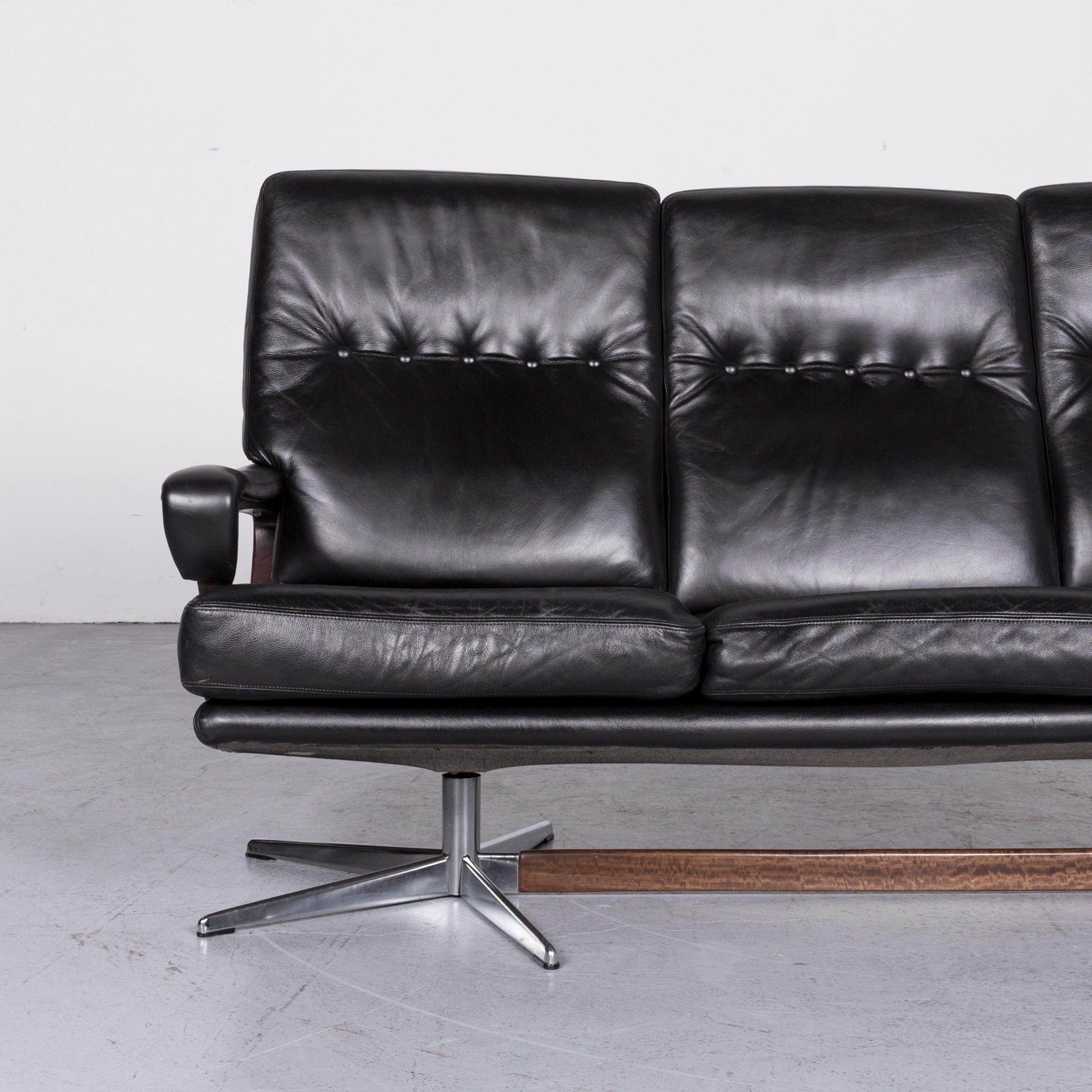 Strässle King Designer Black Leather Set: Armchair, Footstool, Three-Seat Couch In Good Condition In Cologne, DE