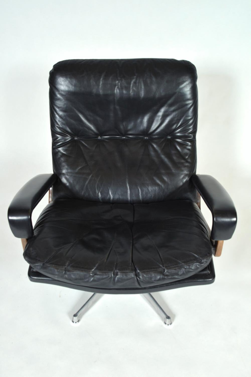Strässle Midcentury Black Leather King Lounge Swivel Chair André Vandenbeuck 60s en vente 8