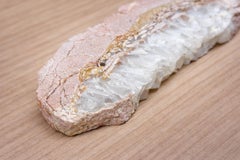 Stratum Series XI Sculptural Spanish Limestone Sandstone and White Quartz Tray (Plateau sculptural en pierre calcaire espagnole et en quartz blanc)