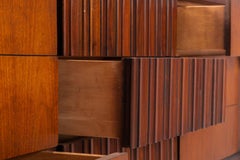 Strata Unagusta Contoured 9 Drawer Dresser / Credenza / TV Console, USA, c.1960s