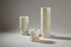 Vaso "Strato" in alabastro toscano di Andrea Grecucci
