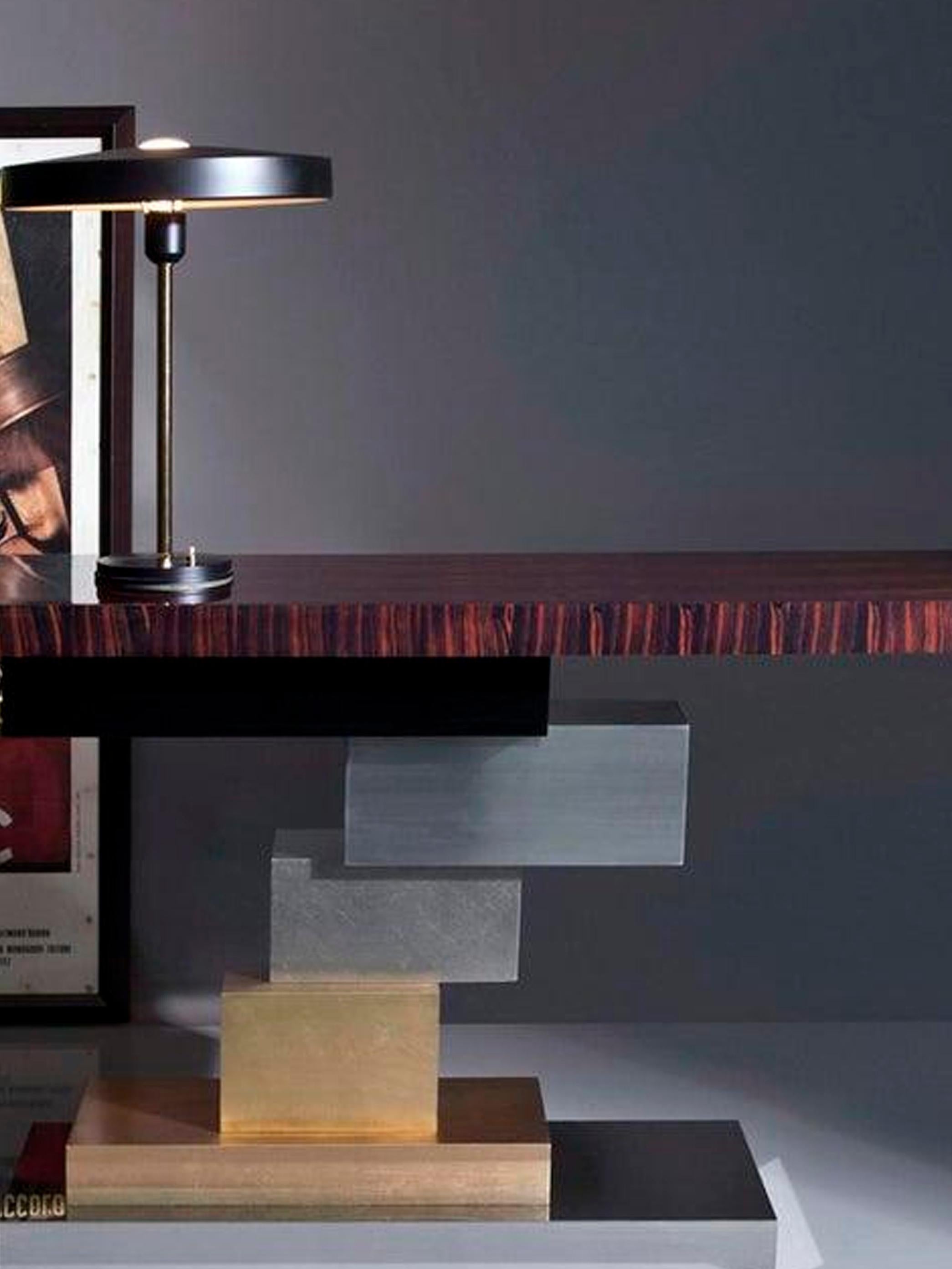 XXI secolo e contemporaneo Stratos, console con piano in macassar naturale, un design di GAS in vendita