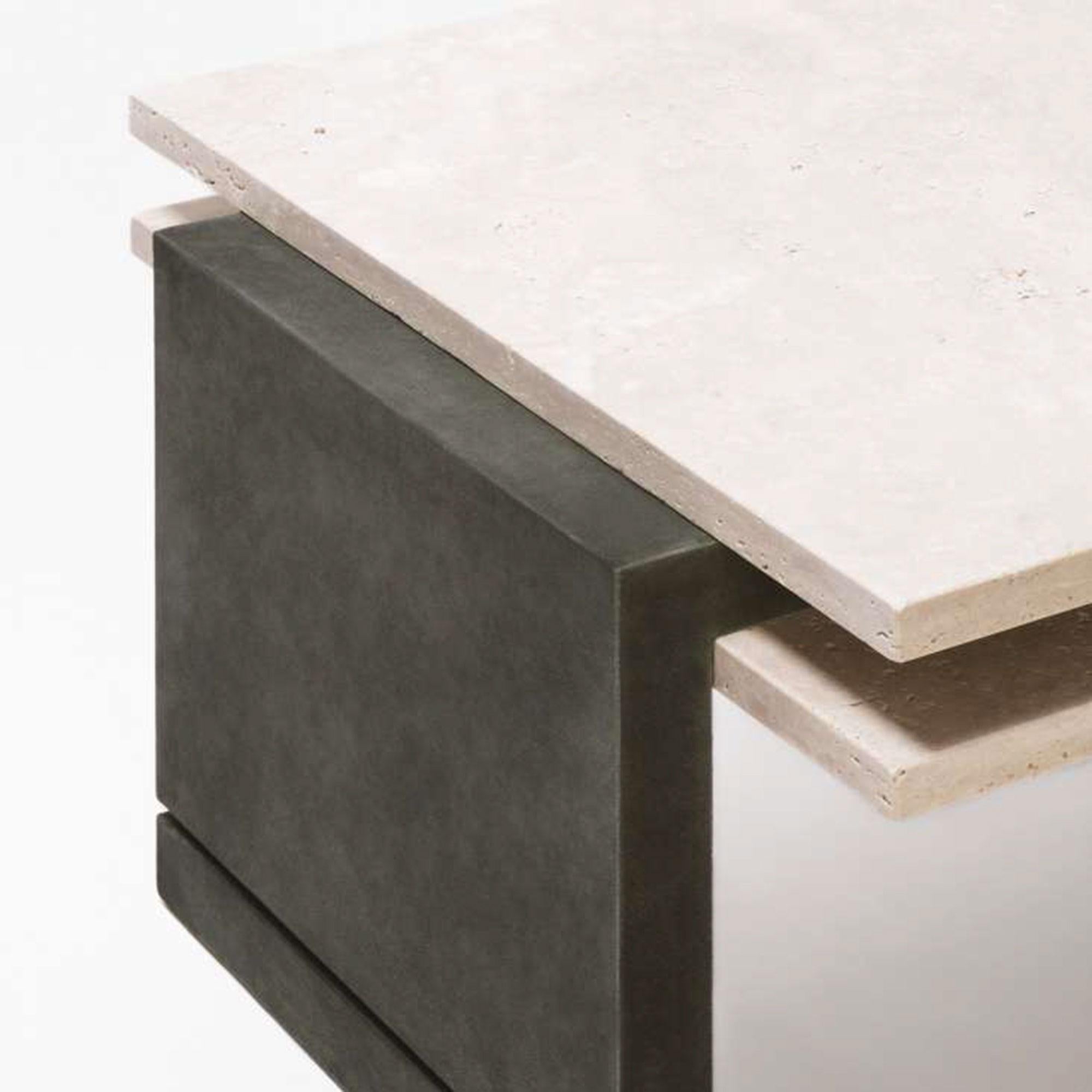 Depuis près de vingt ans, la marque Giobagnara allie savoir-faire traditionnel et technologie de pointe pour produire une élégance de haut niveau. Avec des créations luxueuses disponibles dans une palette de couleurs unique et pratiquement illimitée