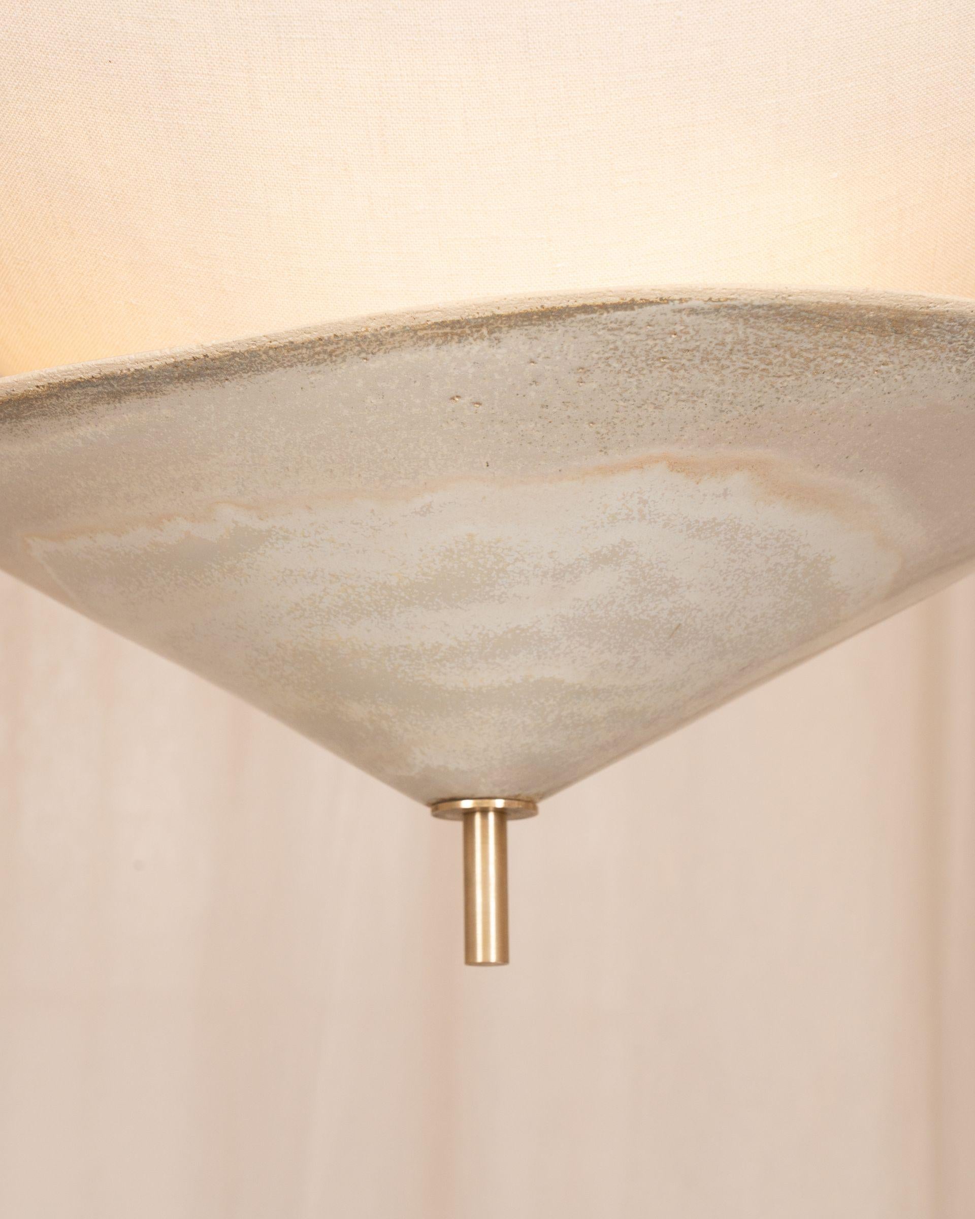Sospensione contemporanea in feltro a due livelli con accenti d'ottone Soft Gradient di Elsa Foulon In condizioni Nuovo in vendita a Geneve, CH