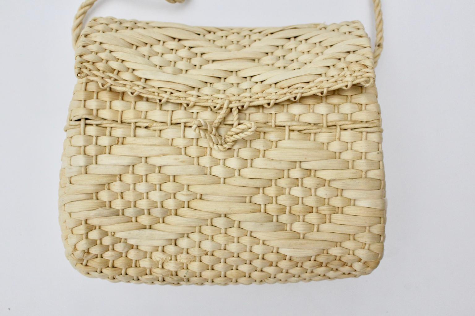 Women's or Men's Straw Beige Vintage Basket  Shoulder Bag 1990s Italy For Sale