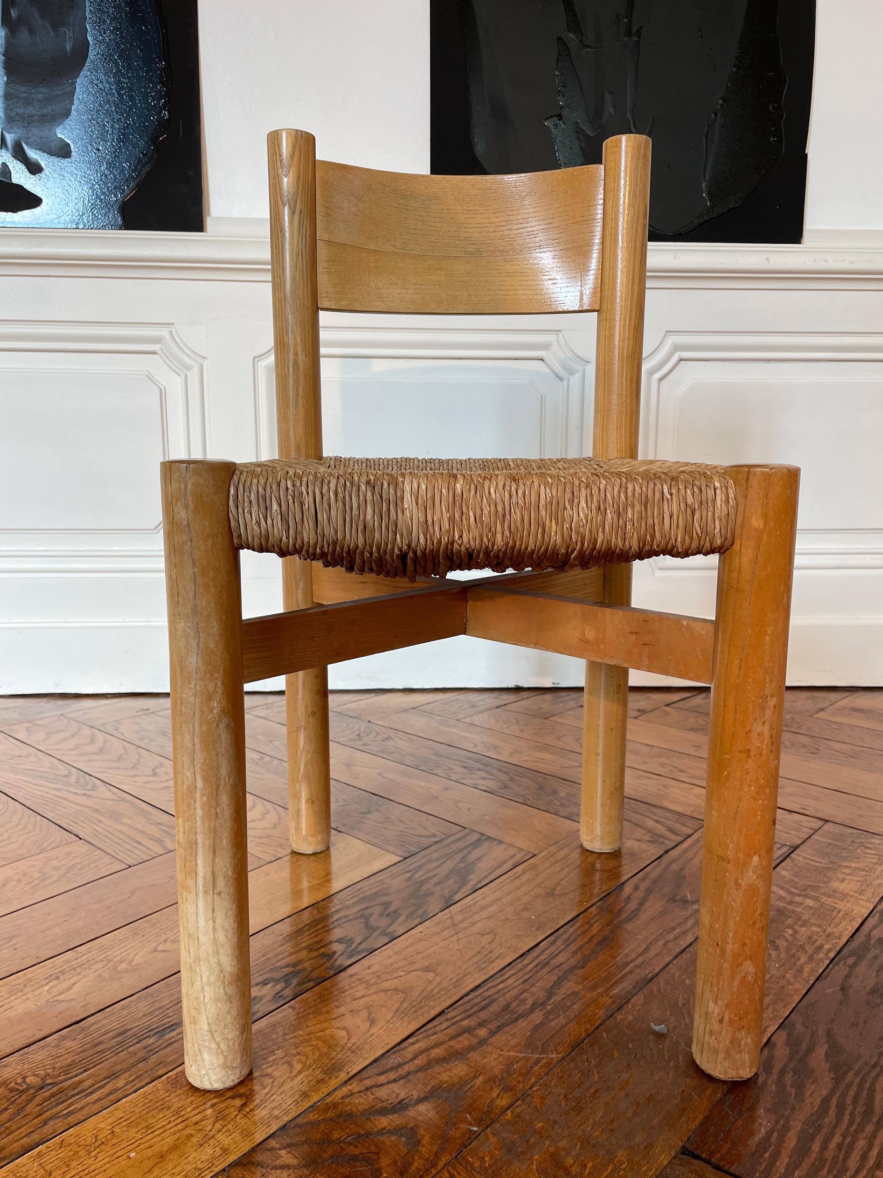 Straw chair Charlotte Perriand model Méribel 1950. chair with a beautiful patina with its original straw, which makes its value is rarity.