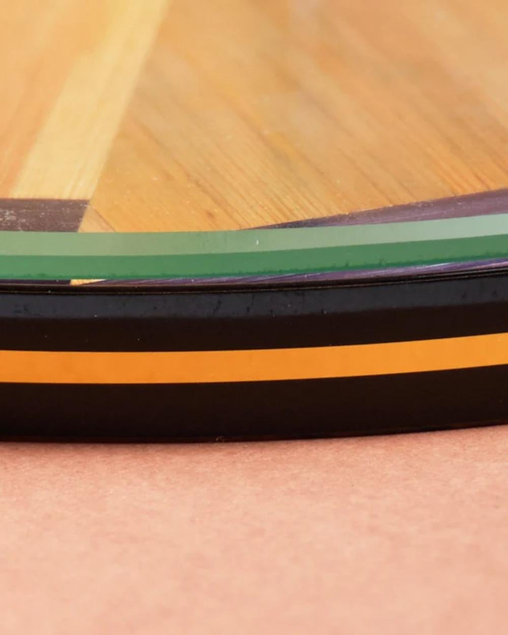 Käsebrett aus Stroh mit Intarsien, 1970er Jahre (Metall) im Angebot