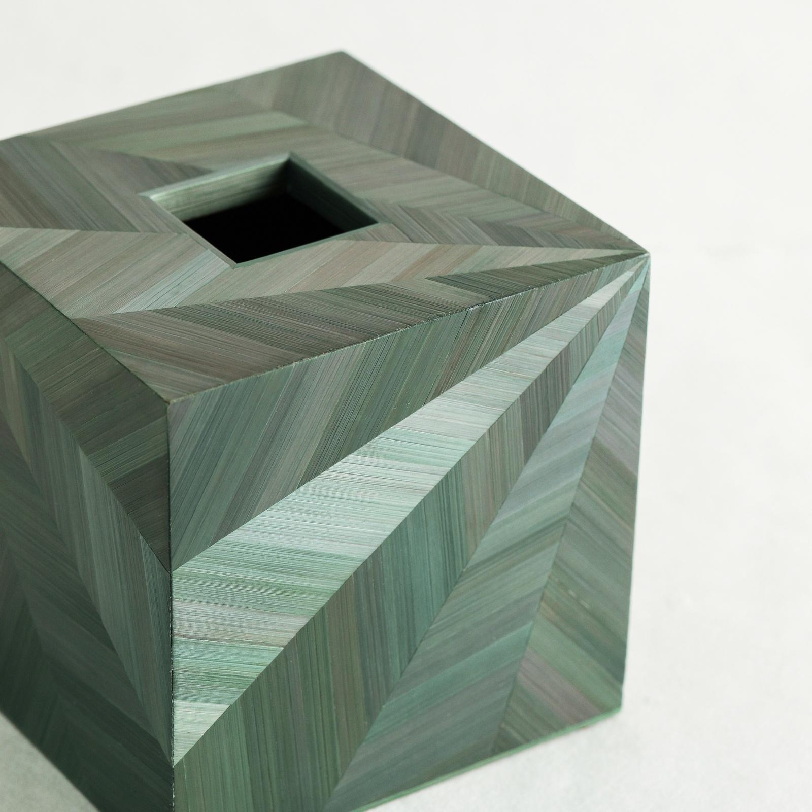 Stroh-Marketerie-Spiegel-Tissue-Box quadratisch in Malachit von Alexander Lamont (Art déco) im Angebot