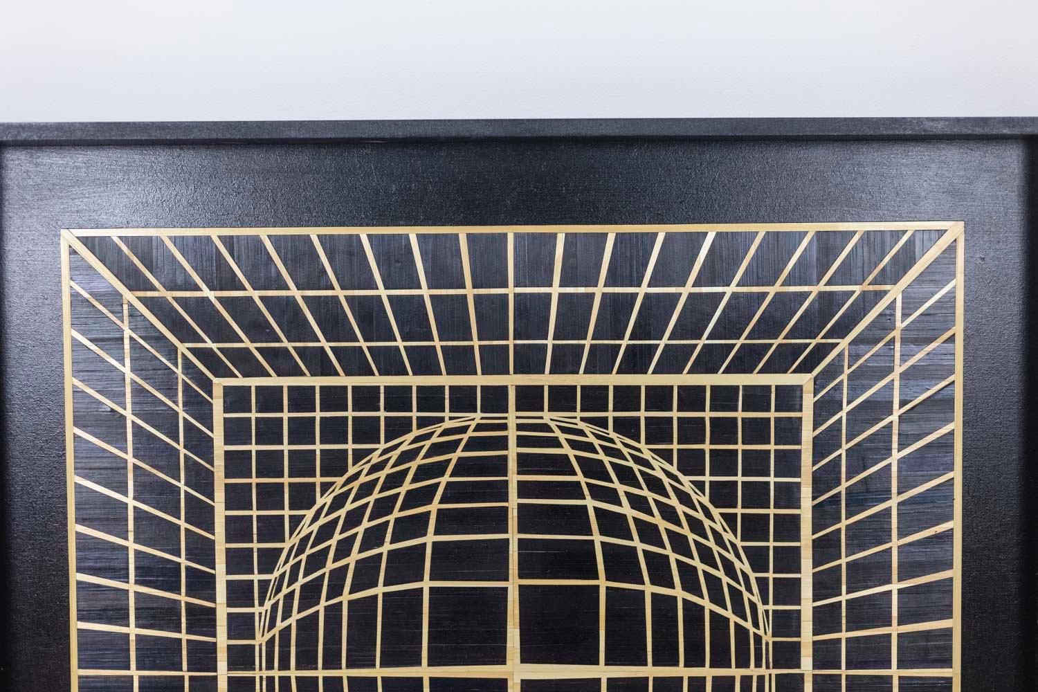 Marianne Leal, signed.

Straw marquetry panel representing a sphere on a black background.

Contemporary French craftsmanship.