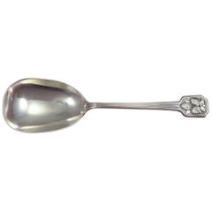Strawberry Deco de Tiffany & Co. Cuillère à baies en argent sterling sans lignes