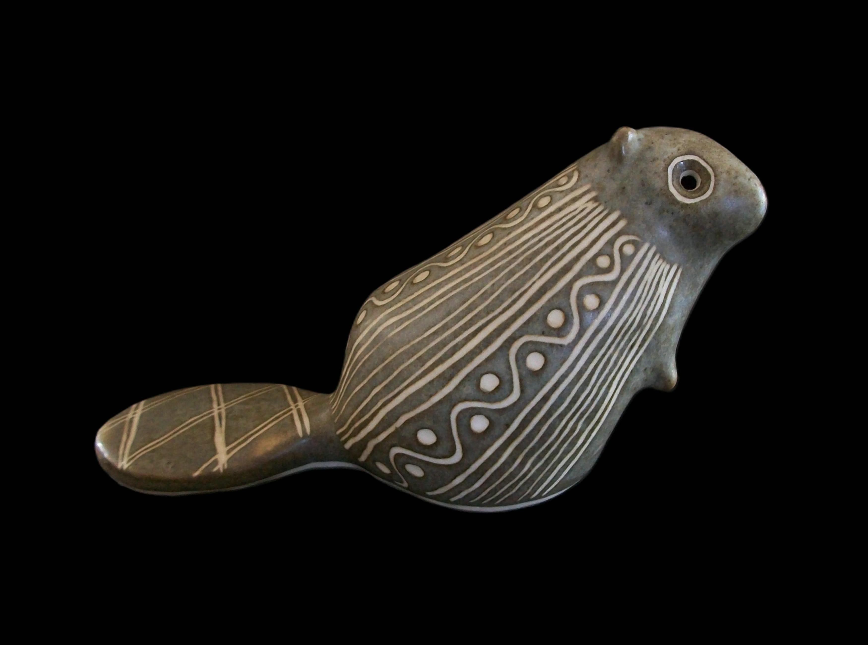 STRAWBERRY HILL - Studio Pottery Sgraffito Beaver Figure - Canada - Circa 1970's For Sale 3