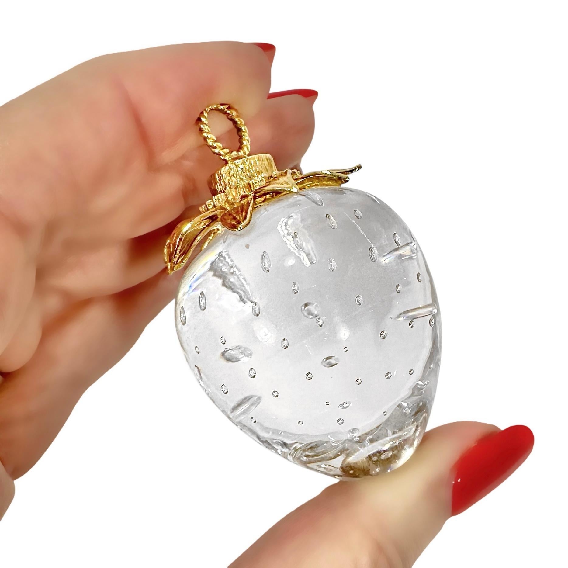 Strawberry Pendant by Steuben Glass with 18k Yellow Gold Stem and Glass Body For Sale 5