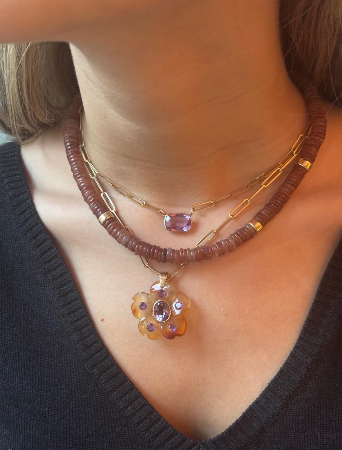 COLLANA CON QUARZO DI FRAGOLA E ORO 14k In condizioni Nuovo in vendita a New York, NY