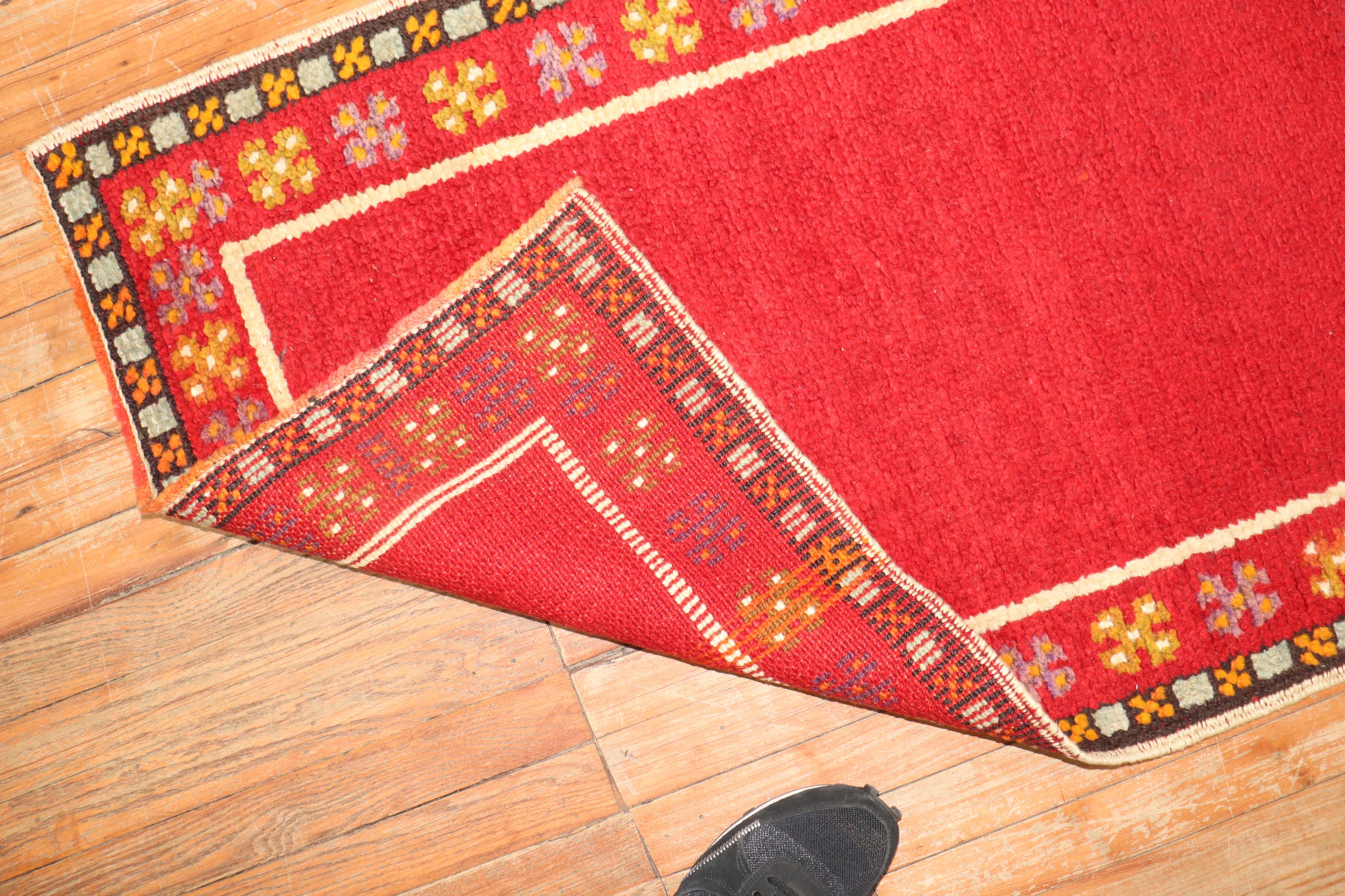 Wool Strawberry Red Mid-20th Century Turkish Tulu Narrow Runner For Sale