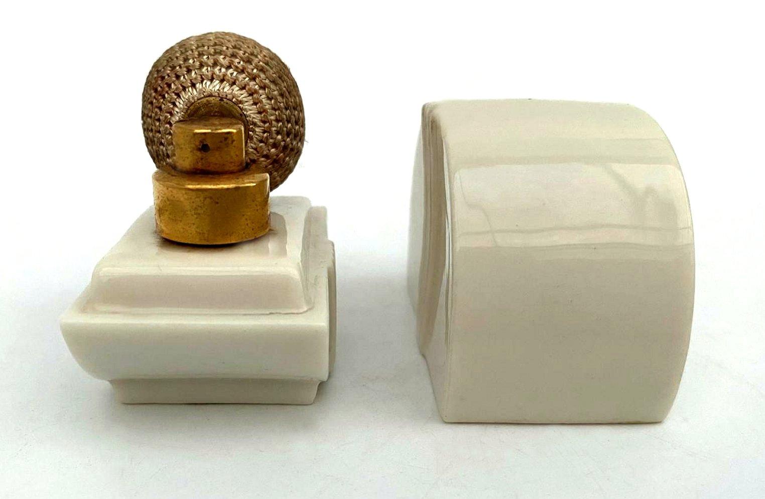 Botella de perfume atomizador Streamline Art Decó de cristal dorado de 24 quilates de DeVilbiss, c1940 en Bueno estado para la venta en Devon, England