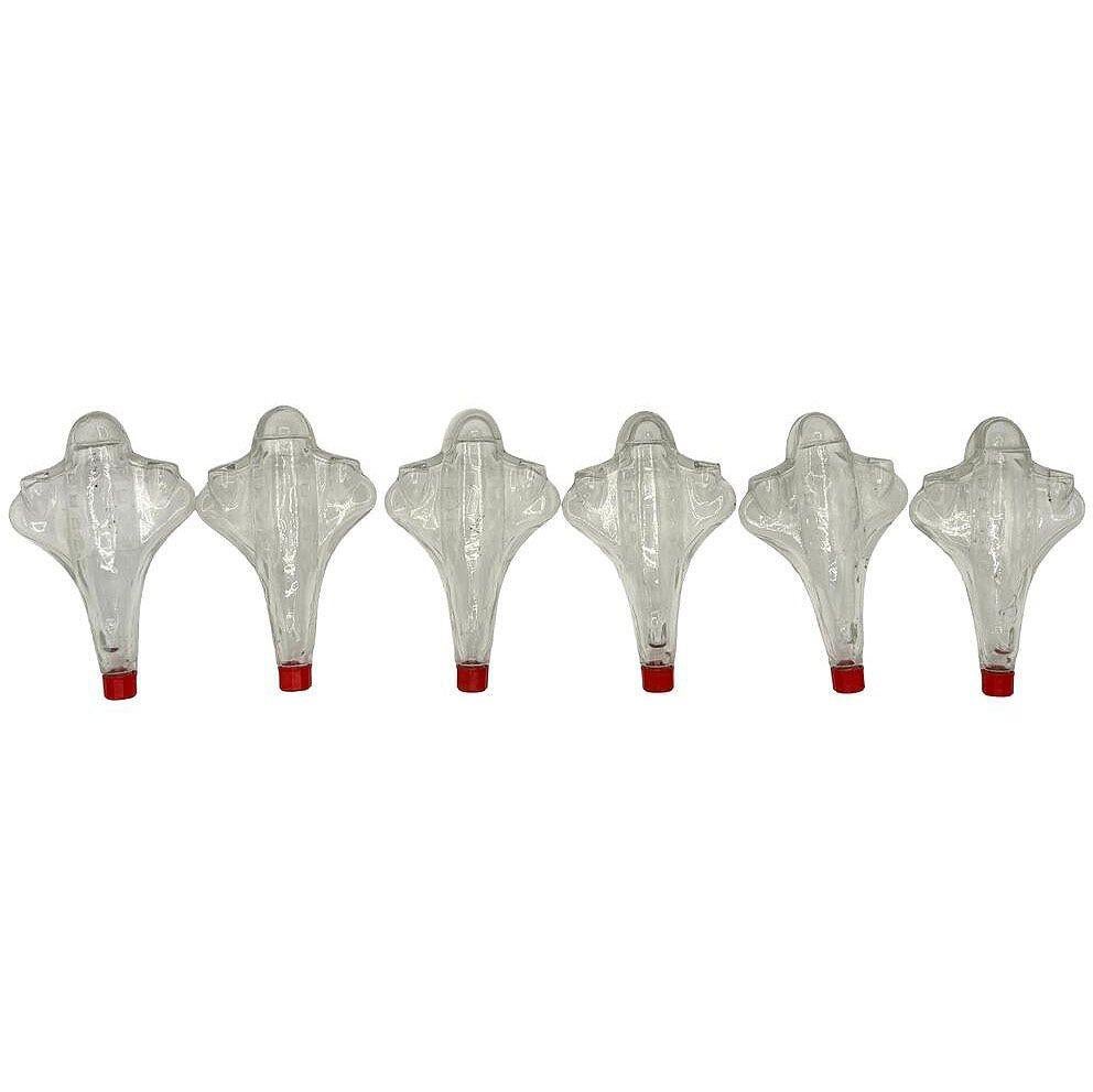 Questo set di sei piccole bottiglie di profumo vintage in vetro Art Deco Airplane con design Streamline. Ogni bottiglia multiuso mostra la silhouette di un classico aeroplano a elica, completa di dettagli raffinati come le finestre e le ali